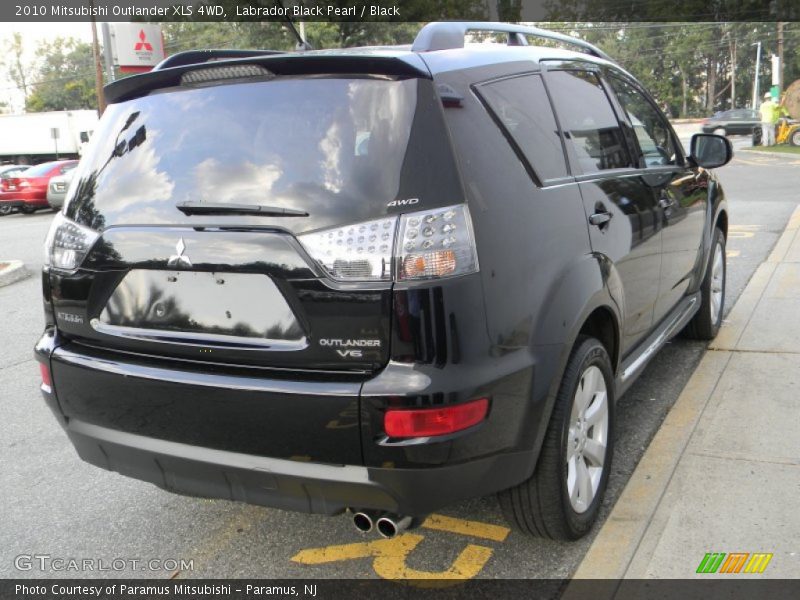  2010 Outlander XLS 4WD Labrador Black Pearl