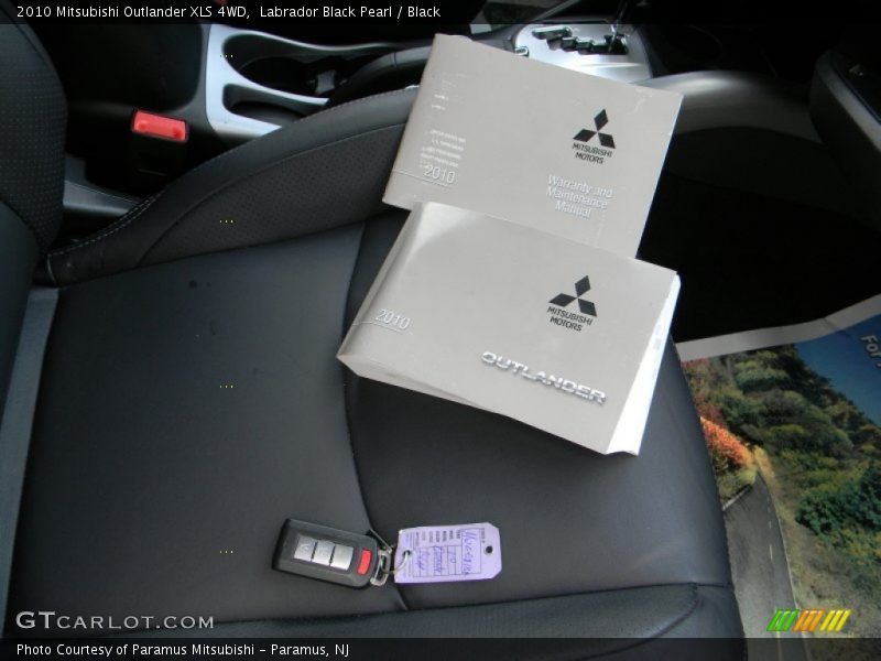 Books/Manuals of 2010 Outlander XLS 4WD