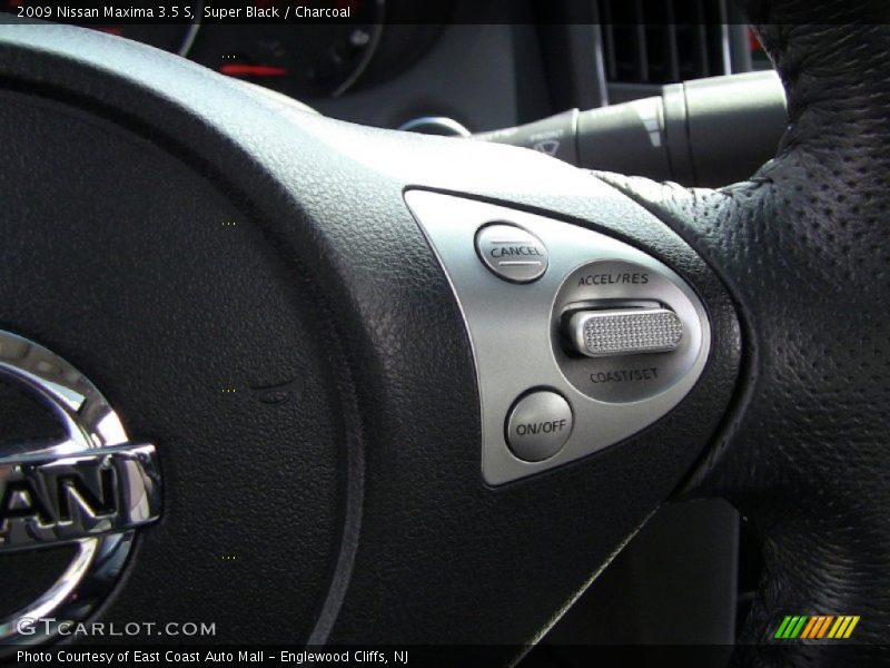 Super Black / Charcoal 2009 Nissan Maxima 3.5 S