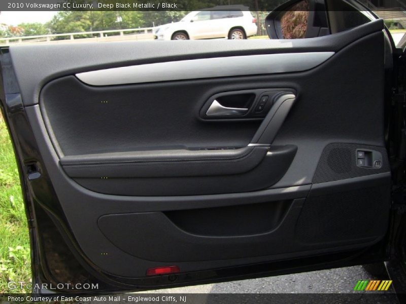 Door Panel of 2010 CC Luxury