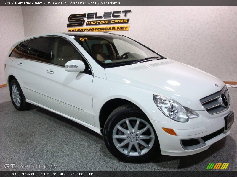 Alabaster White / Macadamia 2007 Mercedes-Benz R 350 4Matic