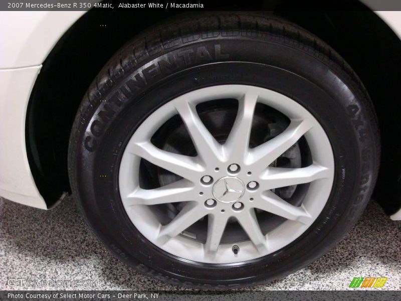 Alabaster White / Macadamia 2007 Mercedes-Benz R 350 4Matic