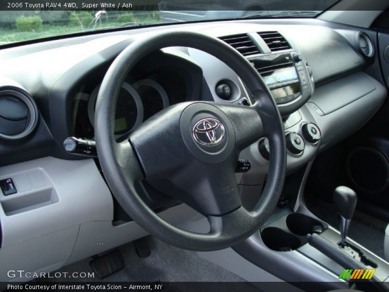 Super White / Ash 2006 Toyota RAV4 4WD
