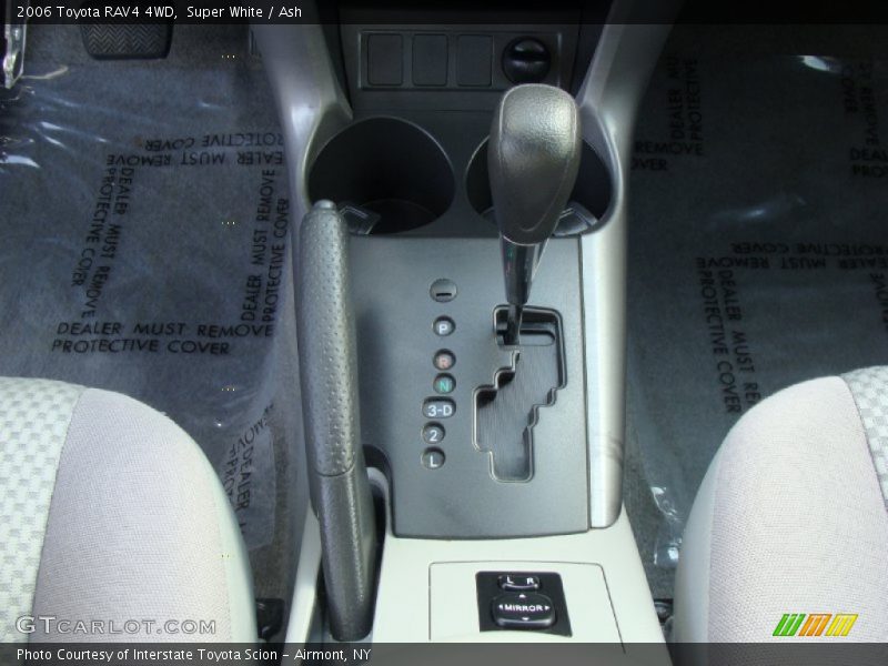 Super White / Ash 2006 Toyota RAV4 4WD