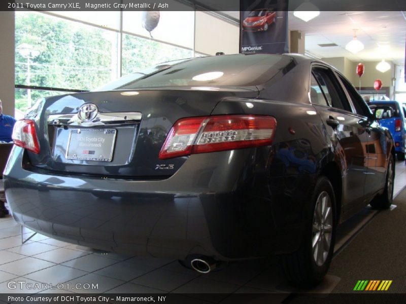 Magnetic Gray Metallic / Ash 2011 Toyota Camry XLE