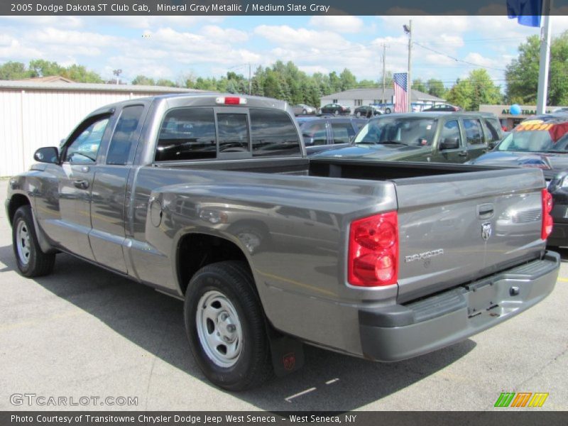  2005 Dakota ST Club Cab Mineral Gray Metallic