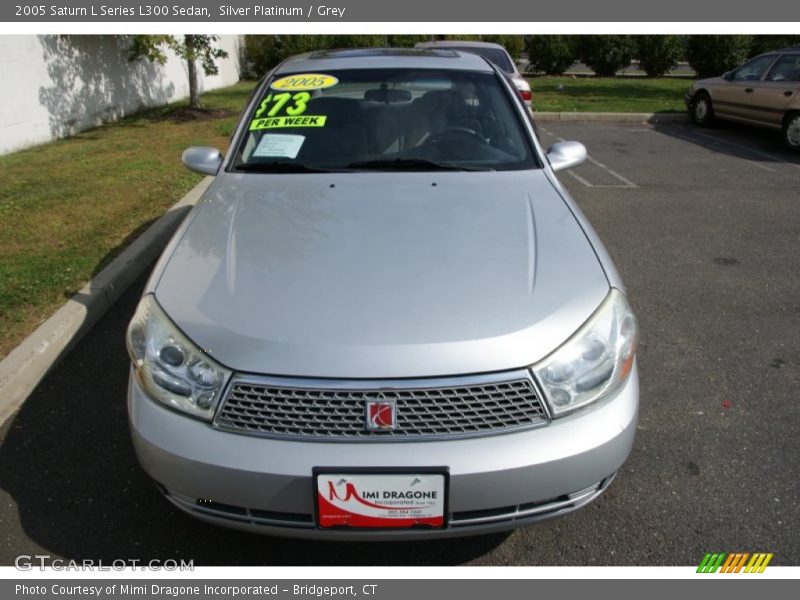 Silver Platinum / Grey 2005 Saturn L Series L300 Sedan
