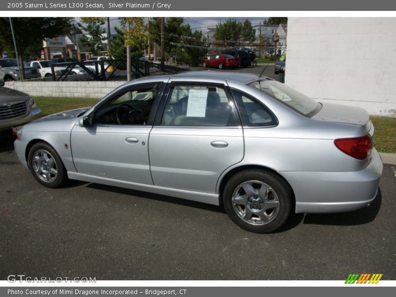 Silver Platinum / Grey 2005 Saturn L Series L300 Sedan