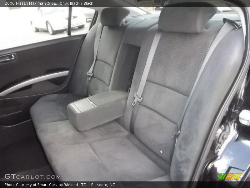 Onyx Black / Black 2006 Nissan Maxima 3.5 SE