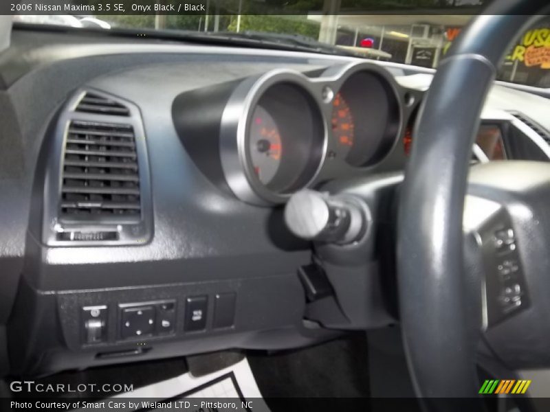 Onyx Black / Black 2006 Nissan Maxima 3.5 SE