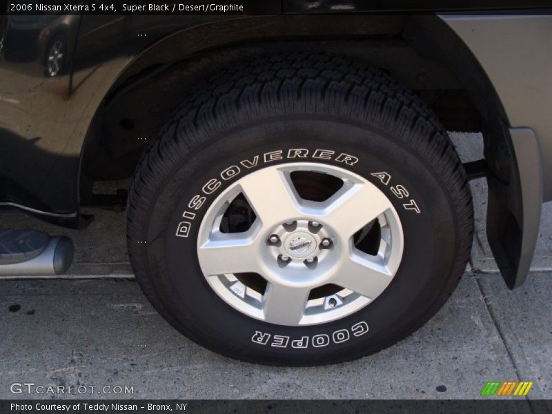 Super Black / Desert/Graphite 2006 Nissan Xterra S 4x4