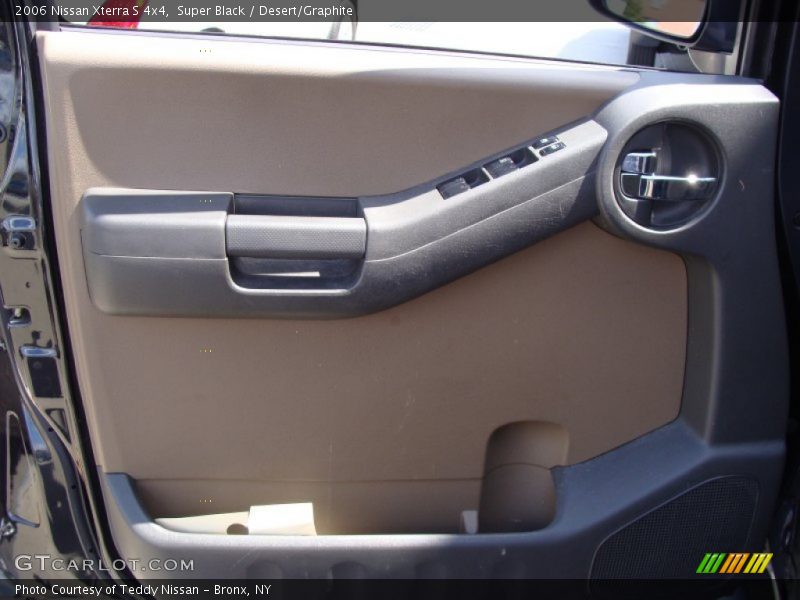 Super Black / Desert/Graphite 2006 Nissan Xterra S 4x4