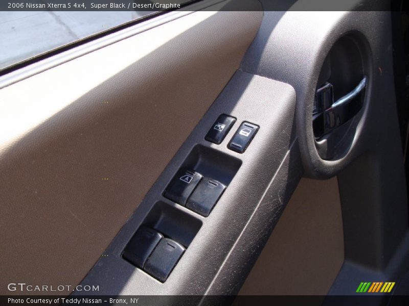 Super Black / Desert/Graphite 2006 Nissan Xterra S 4x4