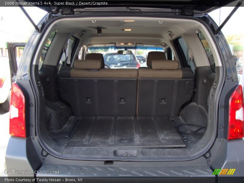 Super Black / Desert/Graphite 2006 Nissan Xterra S 4x4