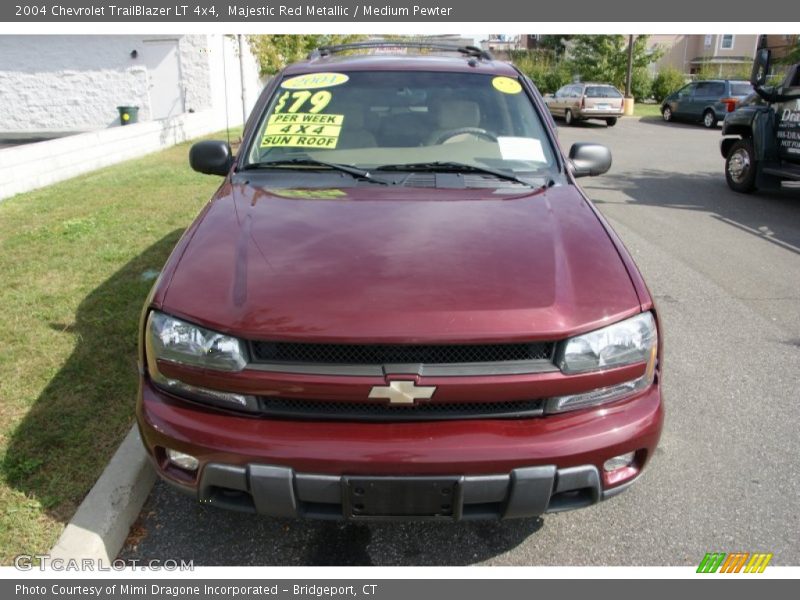 Majestic Red Metallic / Medium Pewter 2004 Chevrolet TrailBlazer LT 4x4