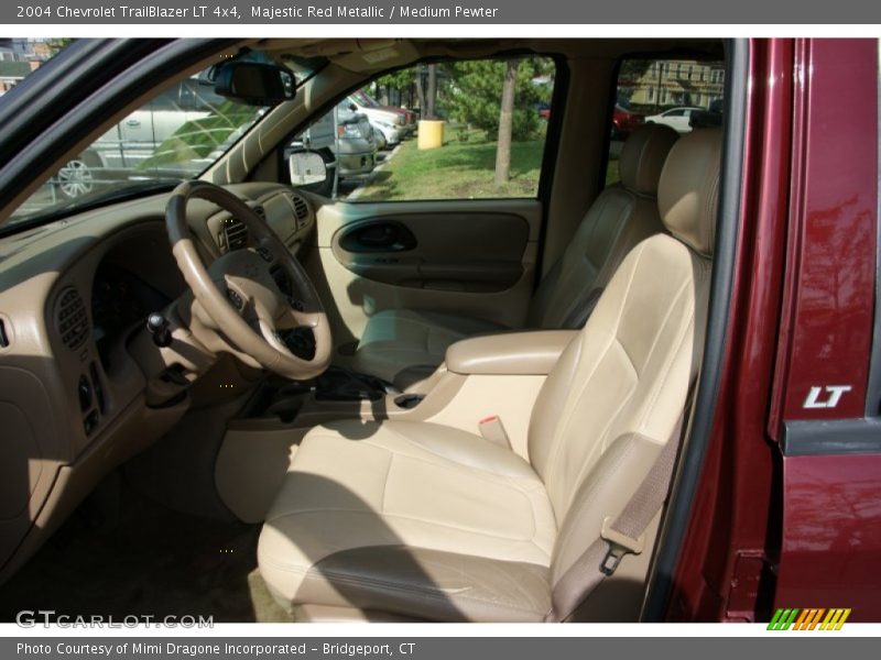 Majestic Red Metallic / Medium Pewter 2004 Chevrolet TrailBlazer LT 4x4