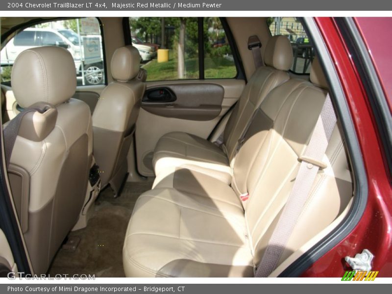 Majestic Red Metallic / Medium Pewter 2004 Chevrolet TrailBlazer LT 4x4