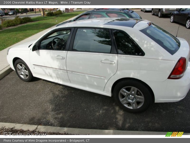 White / Titanium Gray 2006 Chevrolet Malibu Maxx LT Wagon