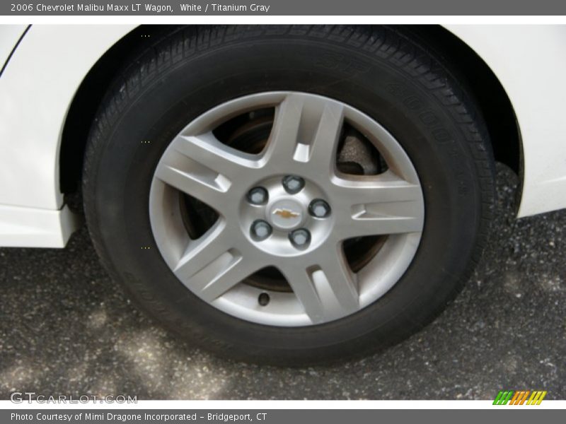 White / Titanium Gray 2006 Chevrolet Malibu Maxx LT Wagon