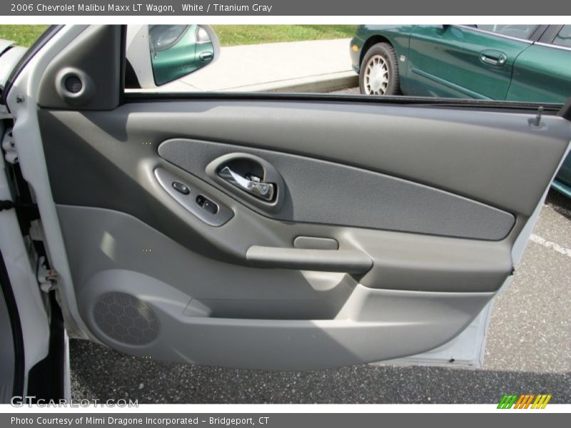 White / Titanium Gray 2006 Chevrolet Malibu Maxx LT Wagon