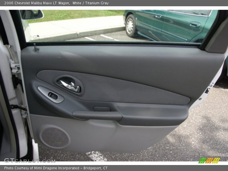 White / Titanium Gray 2006 Chevrolet Malibu Maxx LT Wagon