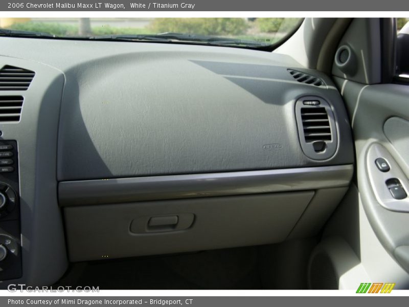 White / Titanium Gray 2006 Chevrolet Malibu Maxx LT Wagon