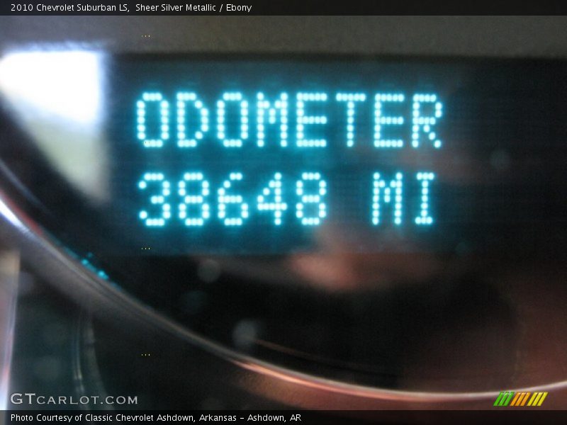 Sheer Silver Metallic / Ebony 2010 Chevrolet Suburban LS
