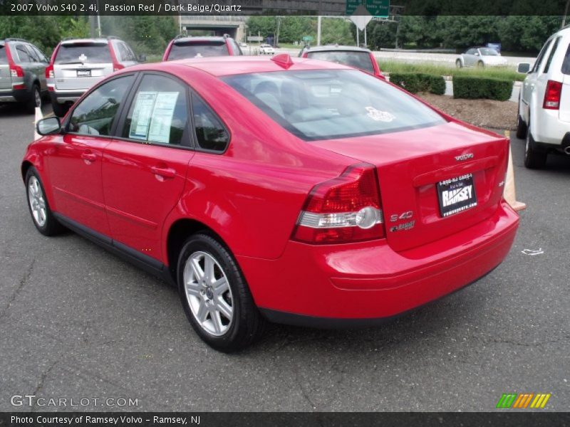 Passion Red / Dark Beige/Quartz 2007 Volvo S40 2.4i