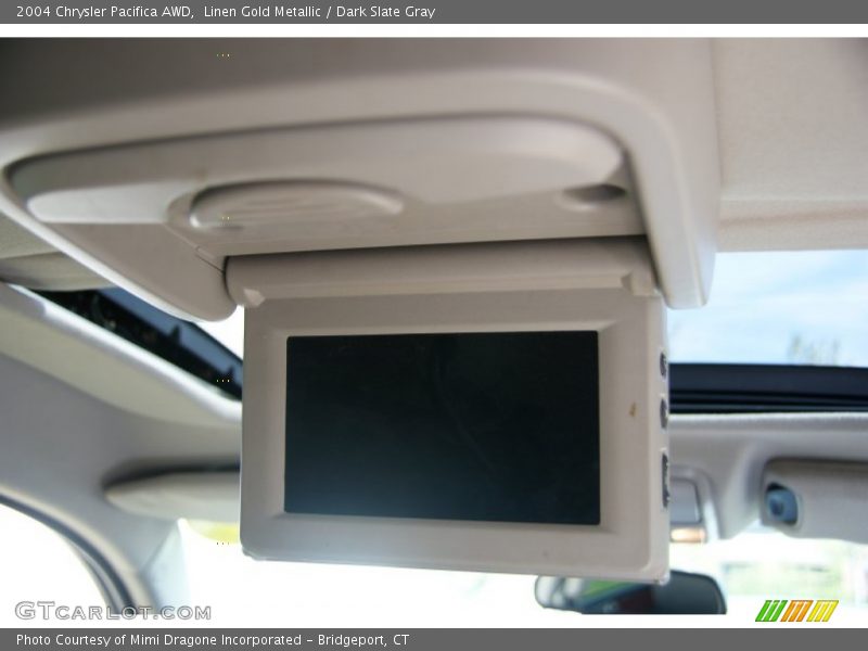 Linen Gold Metallic / Dark Slate Gray 2004 Chrysler Pacifica AWD