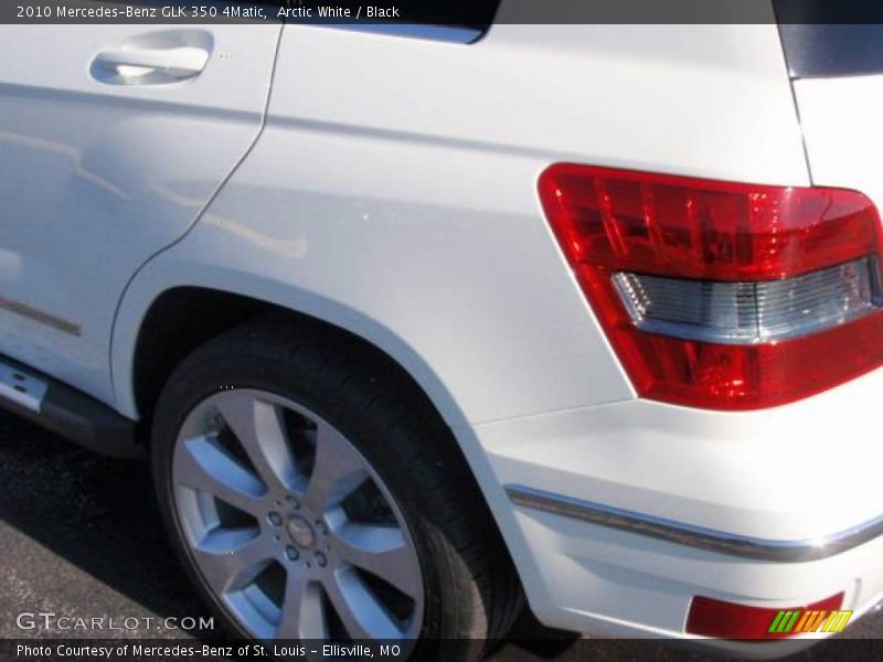 Arctic White / Black 2010 Mercedes-Benz GLK 350 4Matic