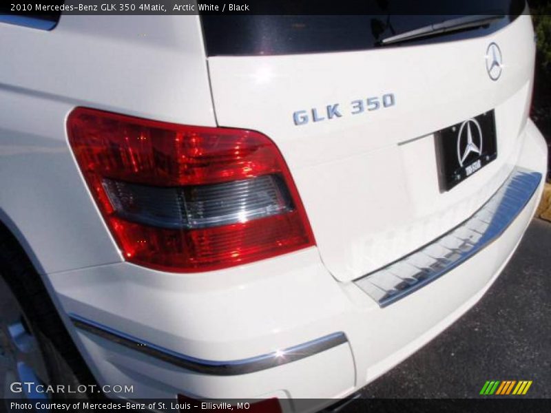 Arctic White / Black 2010 Mercedes-Benz GLK 350 4Matic