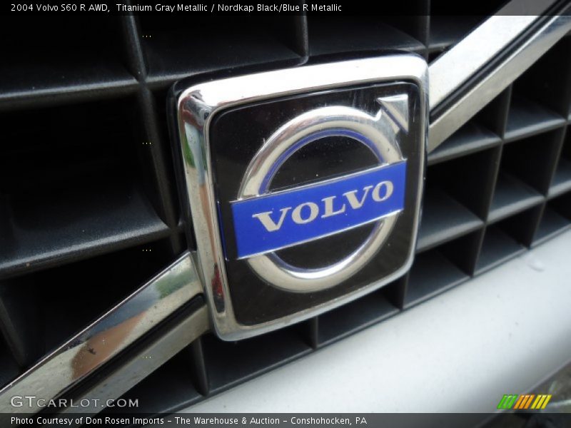 Titanium Gray Metallic / Nordkap Black/Blue R Metallic 2004 Volvo S60 R AWD