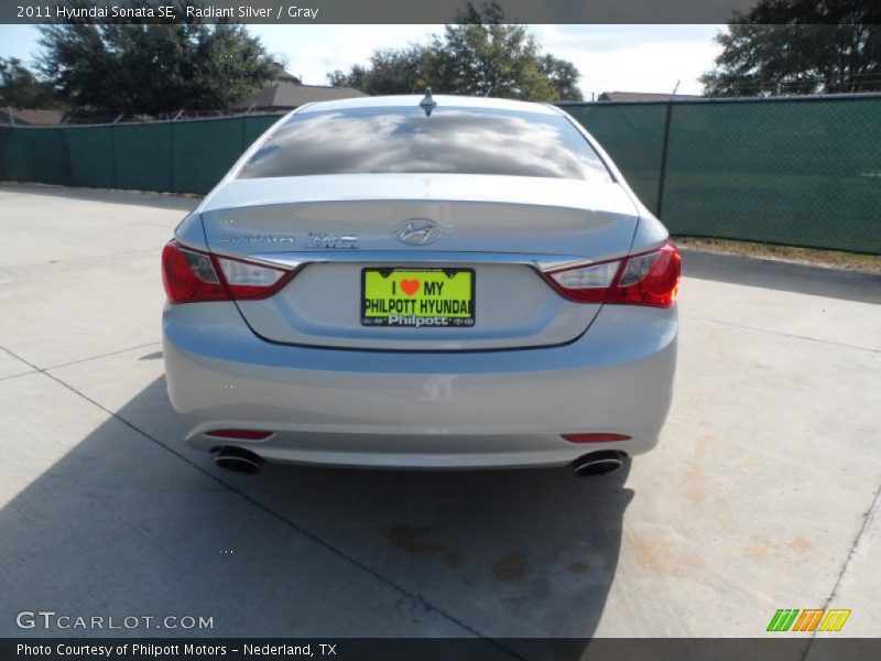 Radiant Silver / Gray 2011 Hyundai Sonata SE