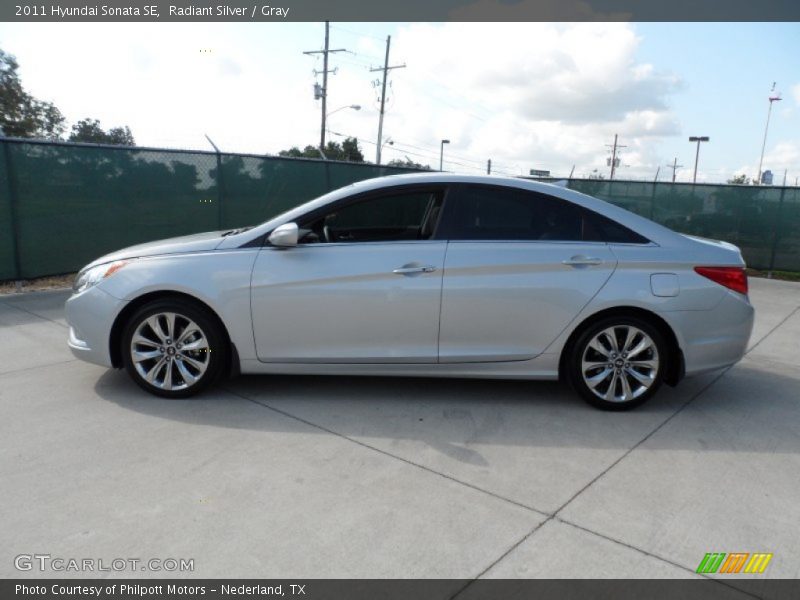 Radiant Silver / Gray 2011 Hyundai Sonata SE