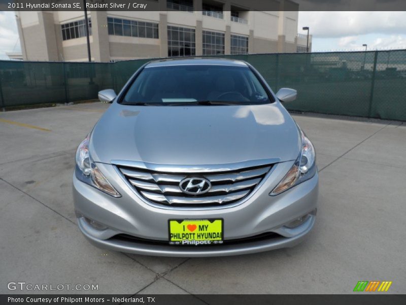 Radiant Silver / Gray 2011 Hyundai Sonata SE