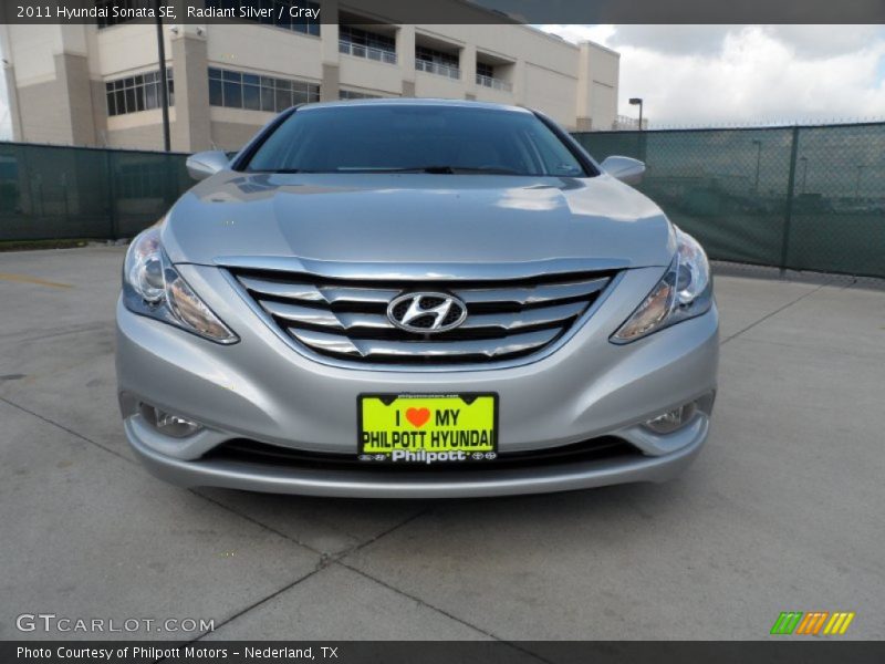 Radiant Silver / Gray 2011 Hyundai Sonata SE