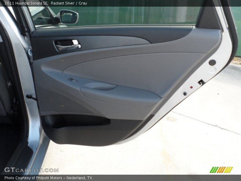 Radiant Silver / Gray 2011 Hyundai Sonata SE