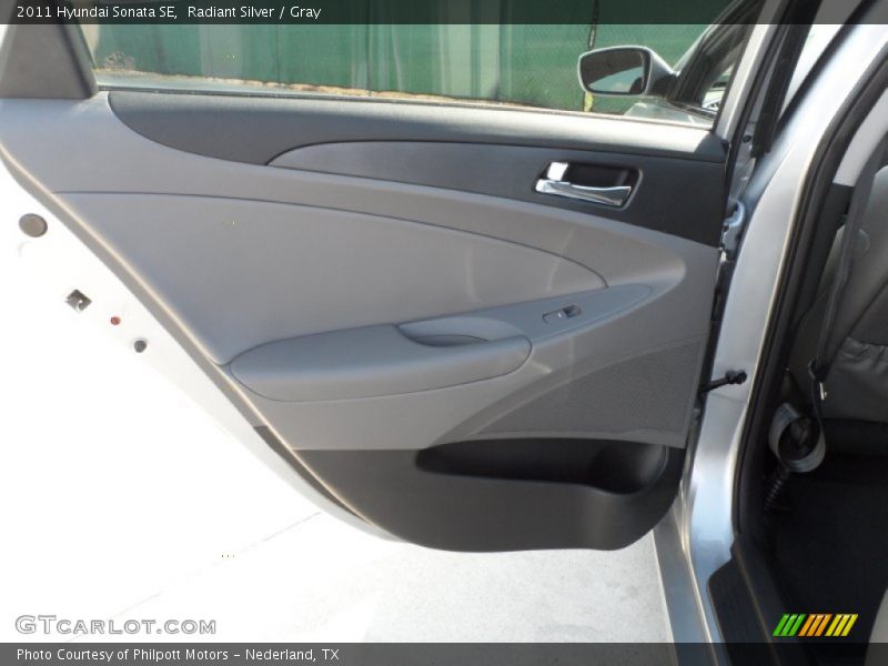 Radiant Silver / Gray 2011 Hyundai Sonata SE