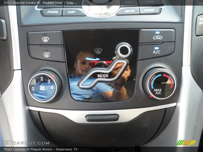 Radiant Silver / Gray 2011 Hyundai Sonata SE