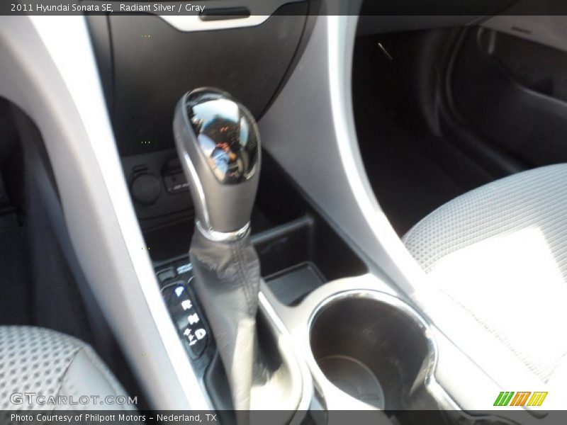 Radiant Silver / Gray 2011 Hyundai Sonata SE