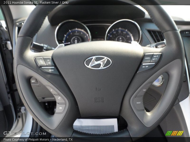Radiant Silver / Gray 2011 Hyundai Sonata SE