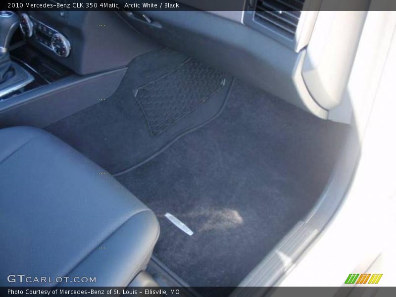 Arctic White / Black 2010 Mercedes-Benz GLK 350 4Matic