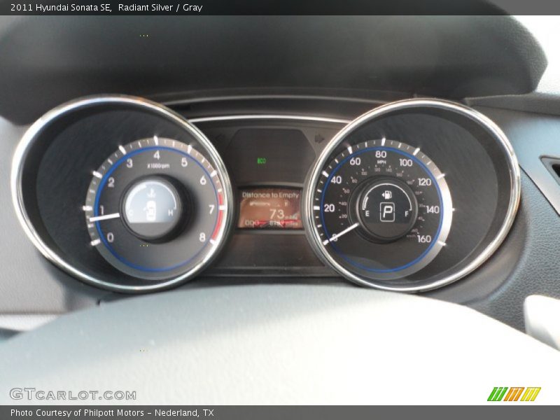 Radiant Silver / Gray 2011 Hyundai Sonata SE