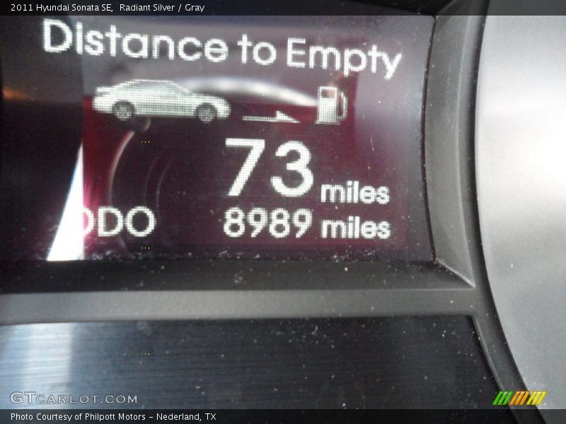 Radiant Silver / Gray 2011 Hyundai Sonata SE