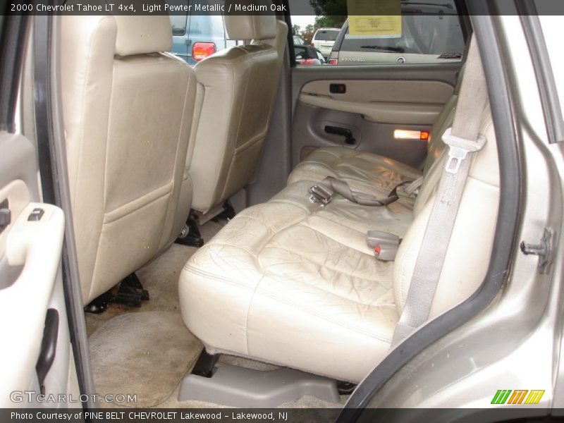 Light Pewter Metallic / Medium Oak 2000 Chevrolet Tahoe LT 4x4