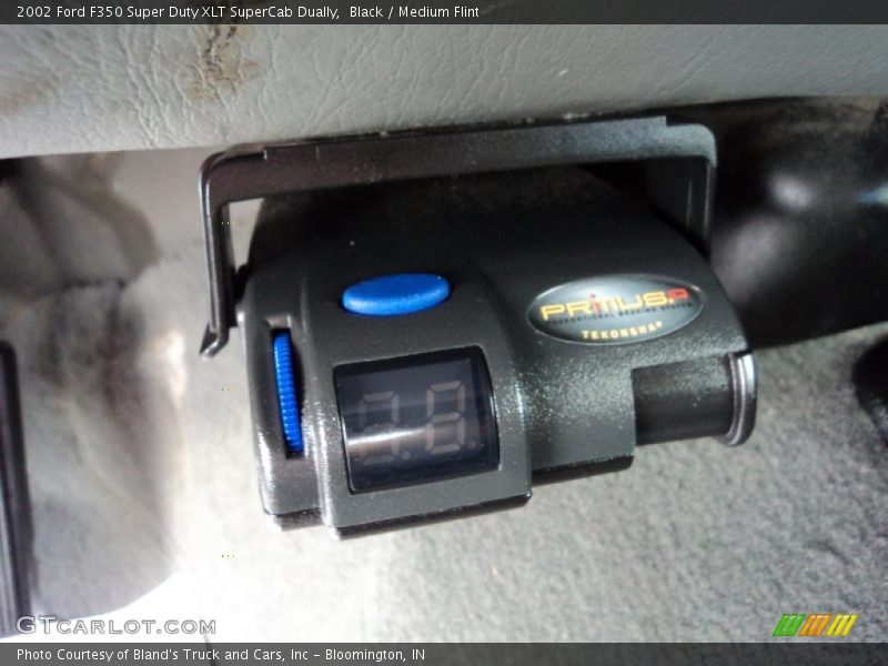 Black / Medium Flint 2002 Ford F350 Super Duty XLT SuperCab Dually