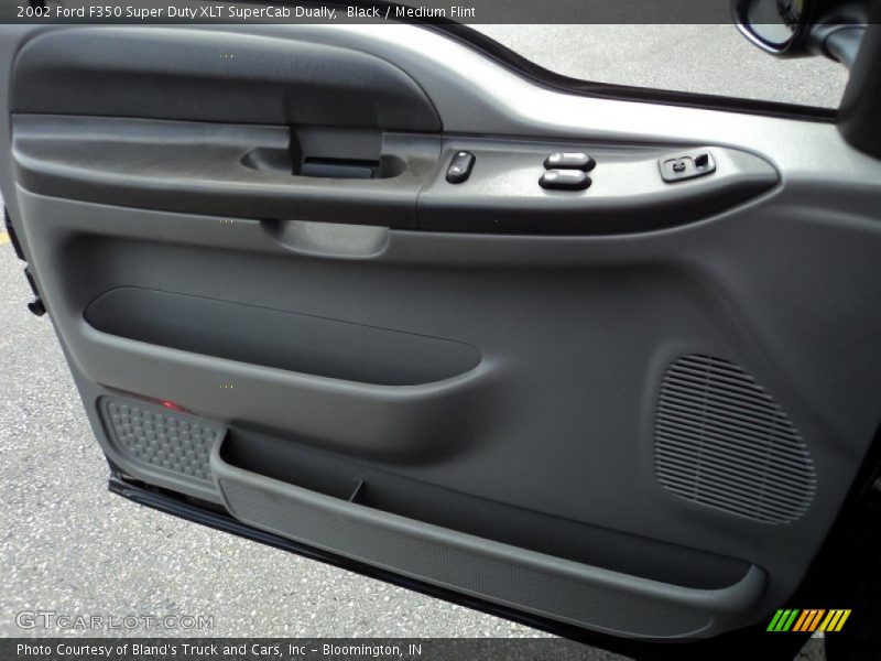 Black / Medium Flint 2002 Ford F350 Super Duty XLT SuperCab Dually