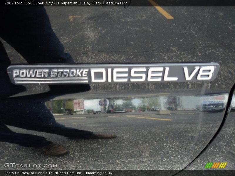  2002 F350 Super Duty XLT SuperCab Dually Logo