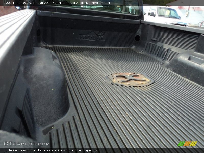 Black / Medium Flint 2002 Ford F350 Super Duty XLT SuperCab Dually