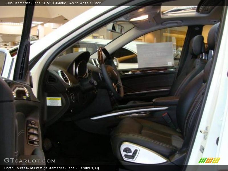 Arctic White / Black 2009 Mercedes-Benz GL 550 4Matic